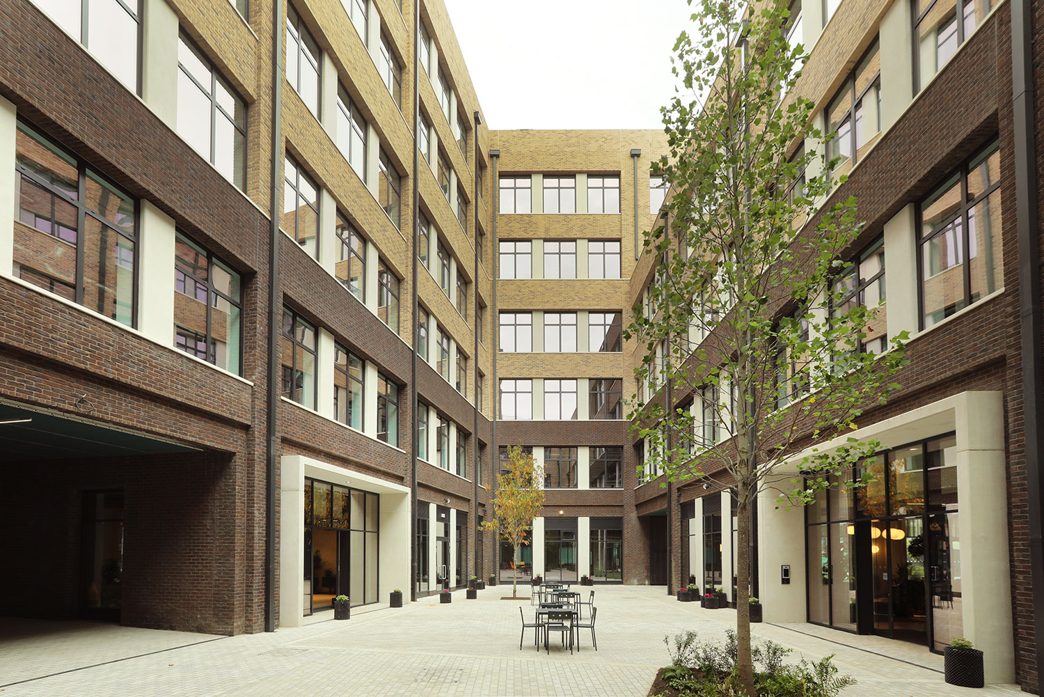 Vastint UK welcomes IWG